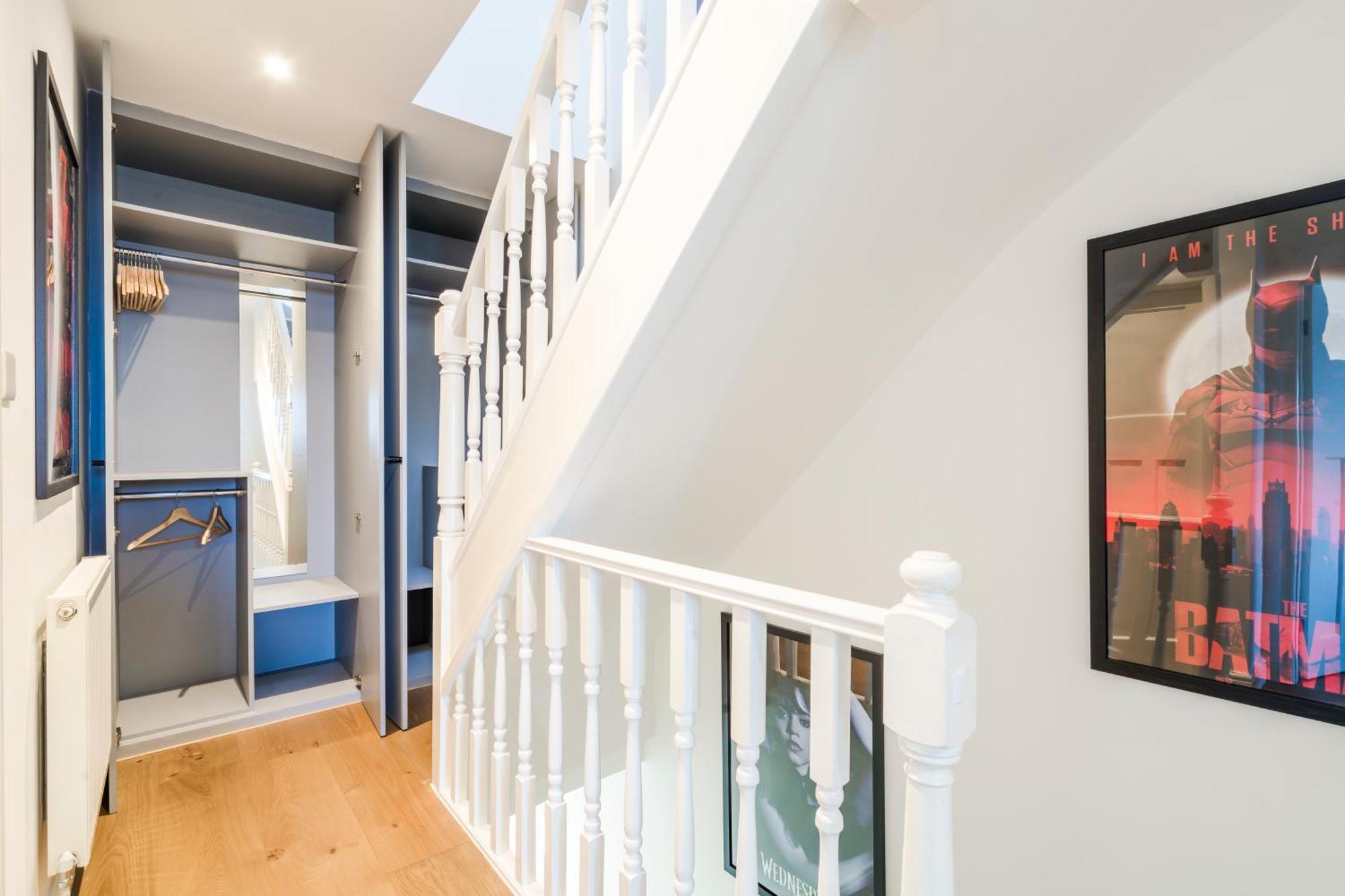 Cozy 3 Bedroom Terrace Cottage In Epsom Exterior photo